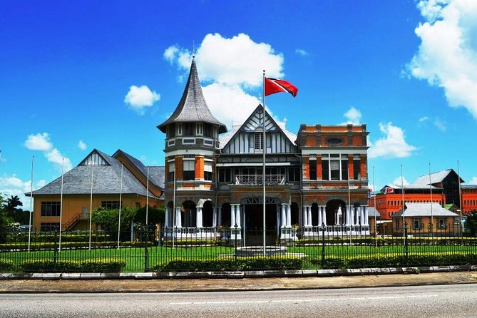 Port of Spain and Fort George Sightseeing Tour - Getting Oriented in Port of Spain Around Independence Square